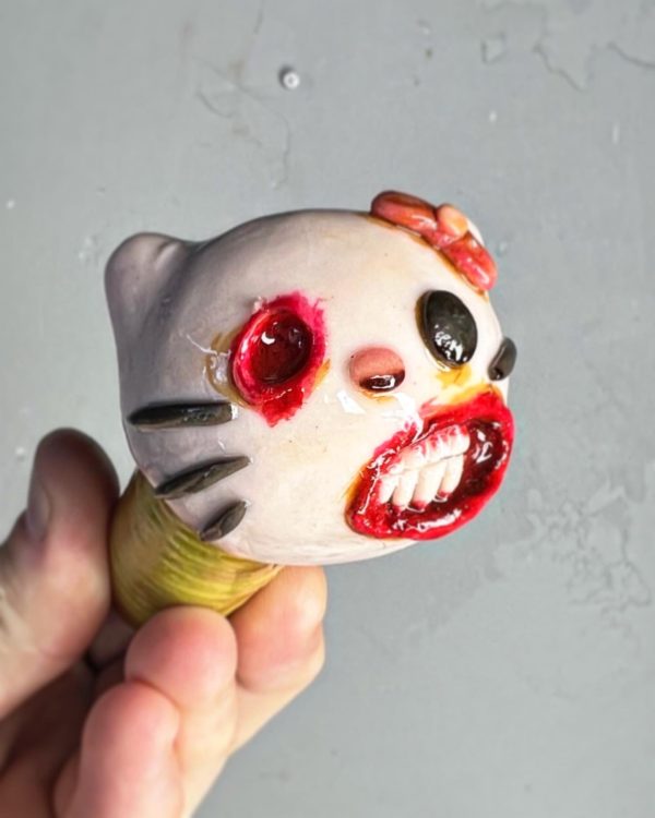 Zombie Hello Kitty: Spoon Pipe Cheap