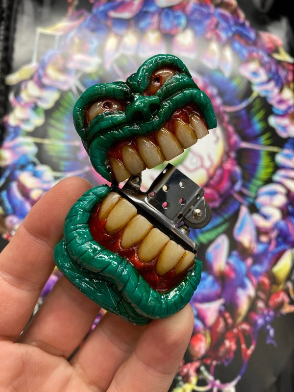 Hulk Chomp Lighter Discount